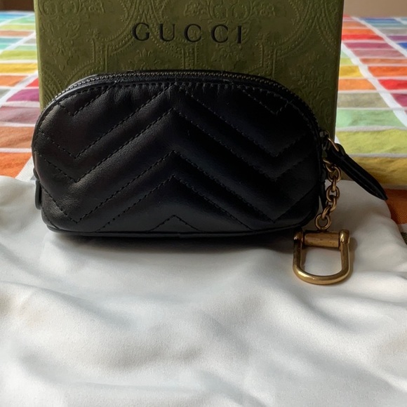 🌹GUCCI GG MARMONT POUCH WITH KEYCHAIN HOOK  🌹NWT 🌹 - Picture 11 of 16